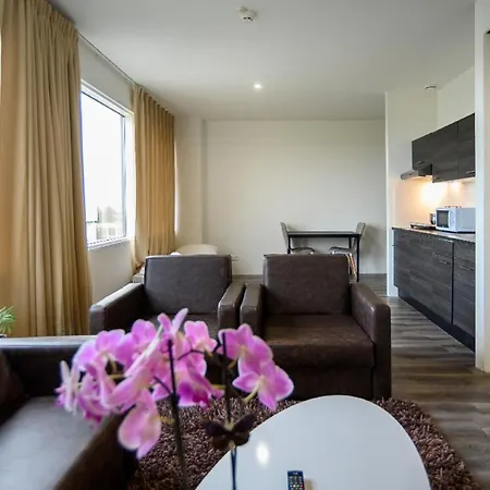Hyde Park Amsterdam Airport 4*